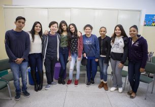 Estudantes se reúnem para debater as melhorias do projeto Gestão Democrática nas escolas