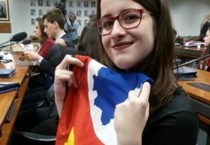 Aos 17, aluna coordena projeto sobre representatividade feminina e publica artigo em revista internacional