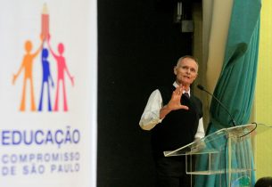 Secretário da Educação se reúne com educadores da região de Ribeirão Preto