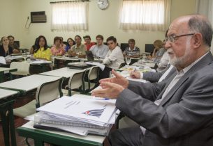 Secretário-adjunto participa de reunião com equipe da Diretoria de Ensino de Penápolis