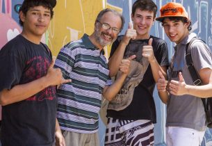 Novos alunos da Escola de Tempo Integral são recebidos por veteranos