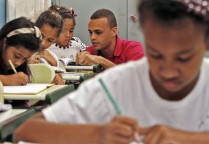 Museu Casa Guilherme de Almeida abriga acervo com objetos do poeta e jornalista