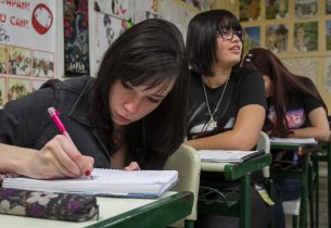 Feira de Idiomas reúne alunos do Centro de Línguas para expor culturas estudadas