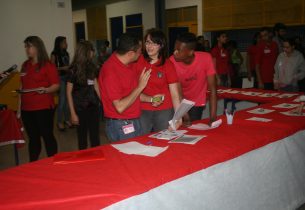 Escola estadual promove Feira das Profissões