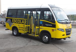Entrega de ônibus beneficia alunos de 36 municípios da região do Vale do Paraíba